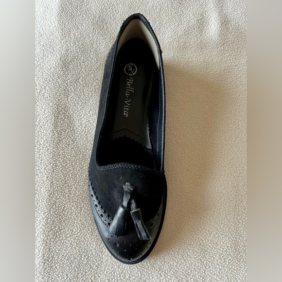 Bella Vita women’s leather/suede flats, size 7 - Picture 2 of 6